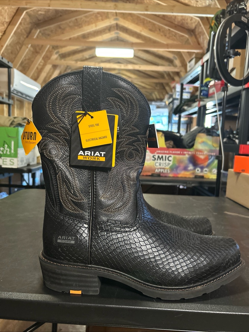 Ariat Black Textured Western Square Toe Steel-Toe Work Boots. Size 12D. No Box